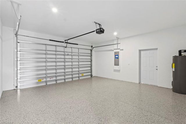 3307 6TH SW, Lehigh Acres, FL 33976
