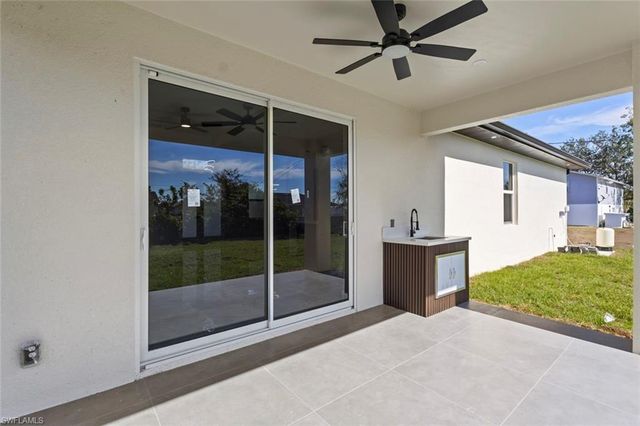 3307 6TH SW, Lehigh Acres, FL 33976
