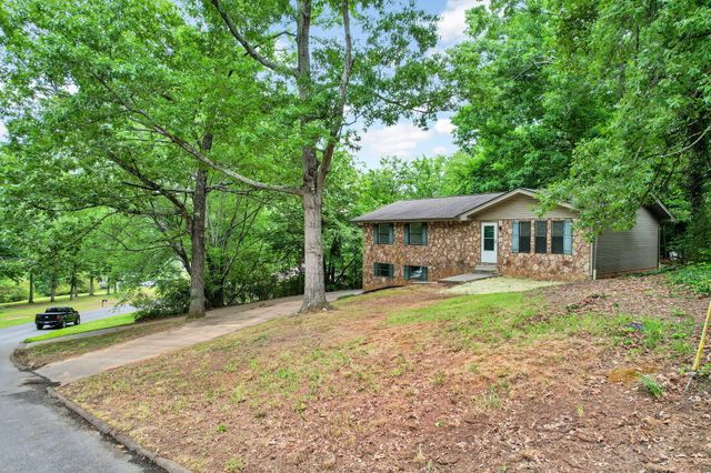376 Oakwood Circle NE, Cleveland, TN 37312