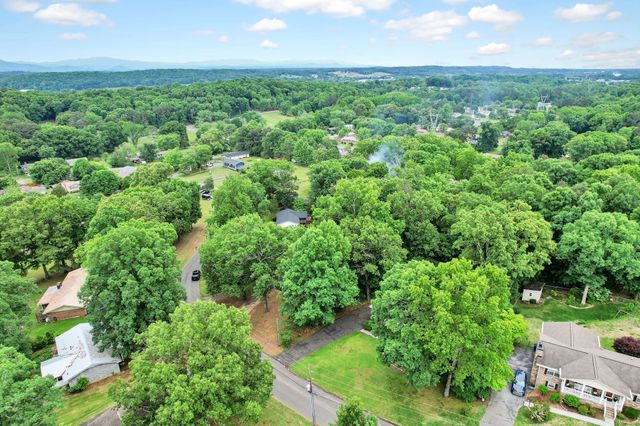 376 Oakwood Circle NE, Cleveland, TN 37312