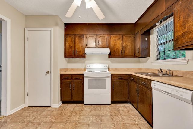 376 Oakwood Circle NE, Cleveland, TN 37312