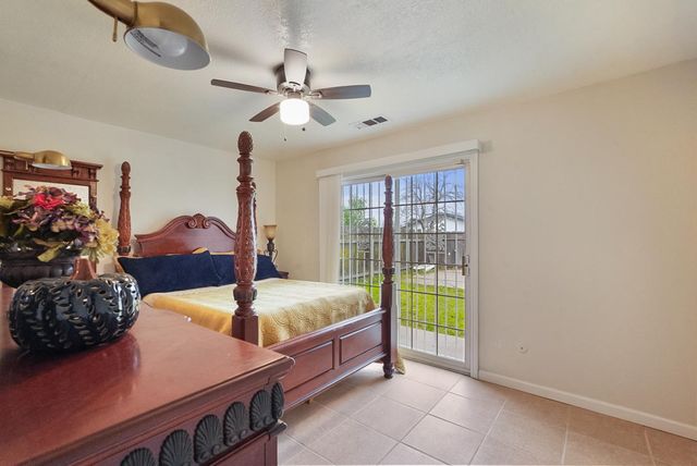 6213 Don Carlos, Riverbank, CA 95367