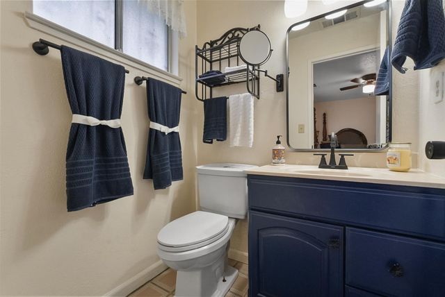 6213 Don Carlos, Riverbank, CA 95367