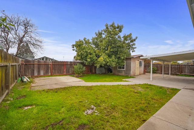6213 Don Carlos, Riverbank, CA 95367