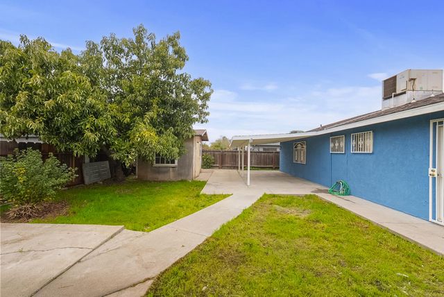 6213 Don Carlos, Riverbank, CA 95367