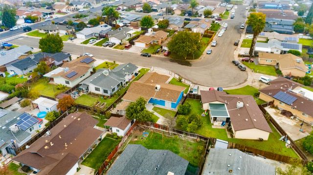 6213 Don Carlos, Riverbank, CA 95367