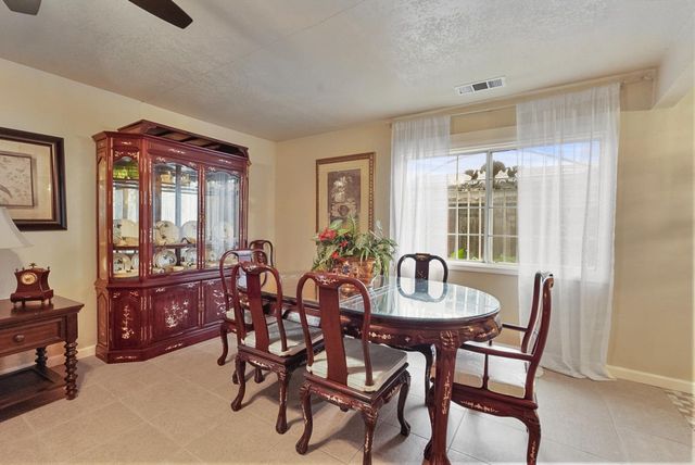 6213 Don Carlos, Riverbank, CA 95367