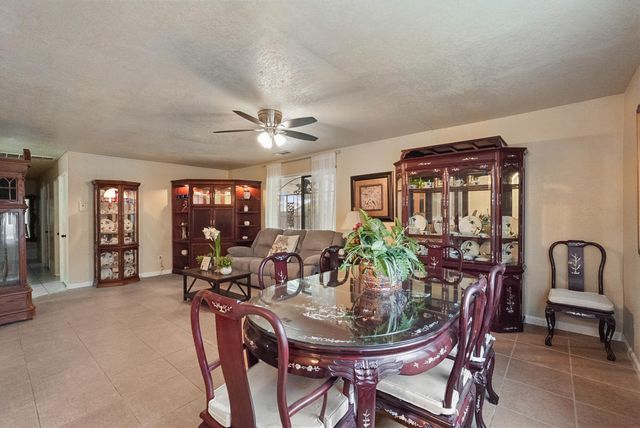 6213 Don Carlos, Riverbank, CA 95367