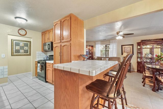 6213 Don Carlos, Riverbank, CA 95367