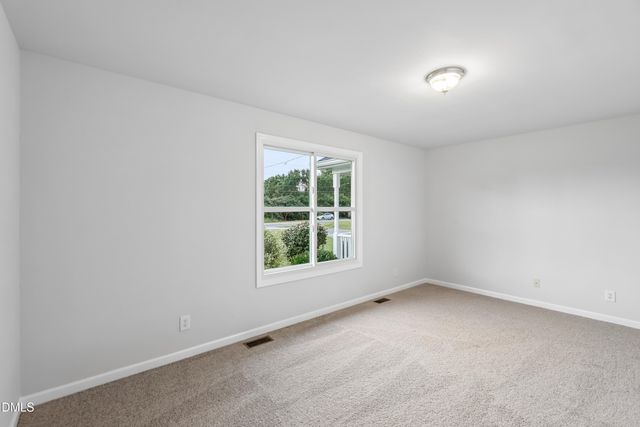 2568 Wilton Avenue, Creedmoor, NC 27522