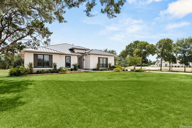 1147 POWDER RIDGE RD, New Braunfels, TX 78132