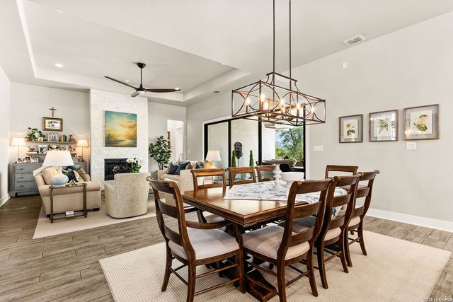 1147 POWDER RIDGE RD, New Braunfels, TX 78132
