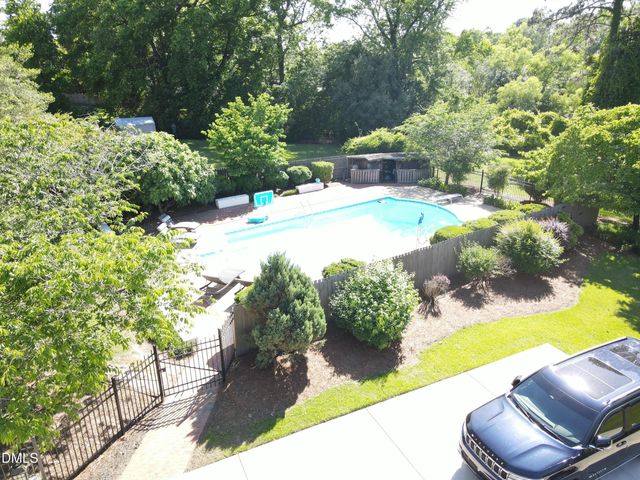 1607 Lakeshore Drive, Dunn, NC 28334