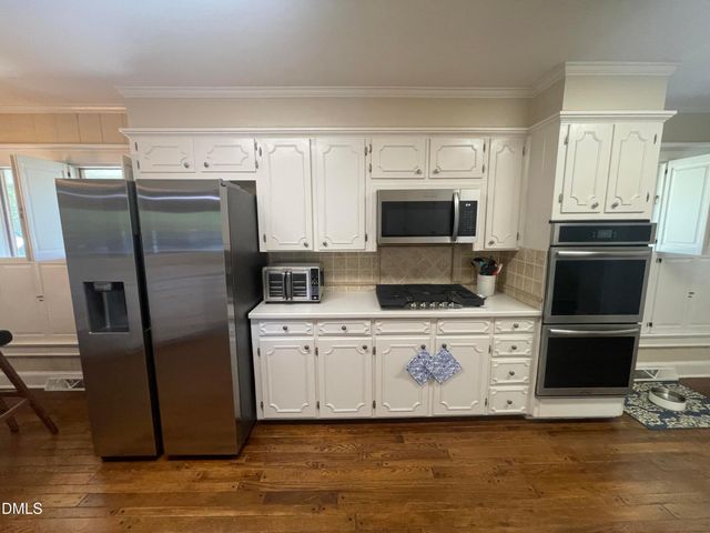 1607 Lakeshore Drive, Dunn, NC 28334