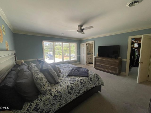 1607 Lakeshore Drive, Dunn, NC 28334