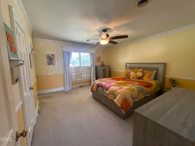 1607 Lakeshore Drive, Dunn, NC 28334