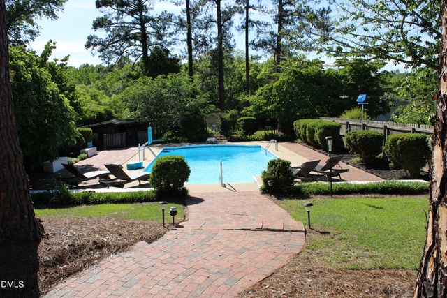 1607 Lakeshore Drive, Dunn, NC 28334