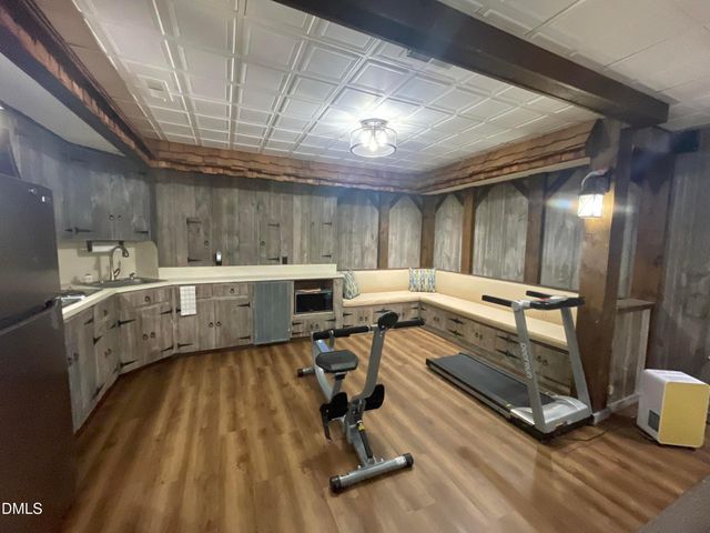 1607 Lakeshore Drive, Dunn, NC 28334