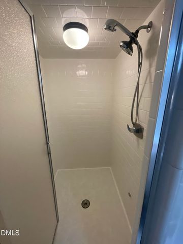 1607 Lakeshore Drive, Dunn, NC 28334