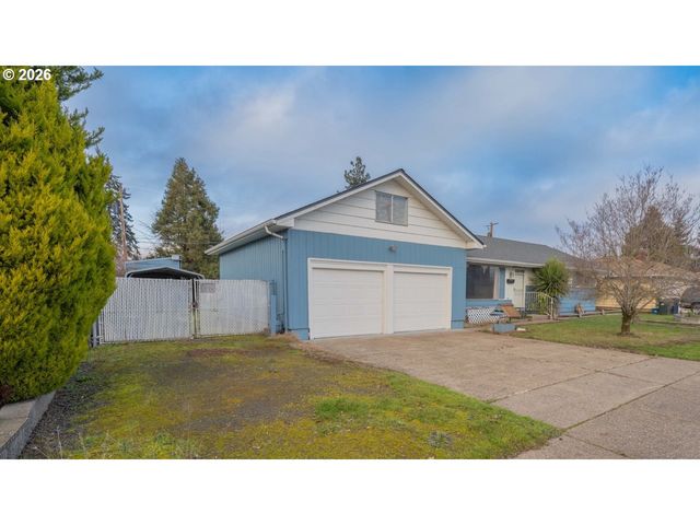 212 HAYDEN BRIDGE Way, Springfield, OR 97477