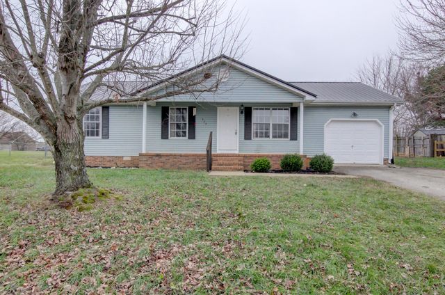 920 Linda Dr, Oak Grove, KY 42262