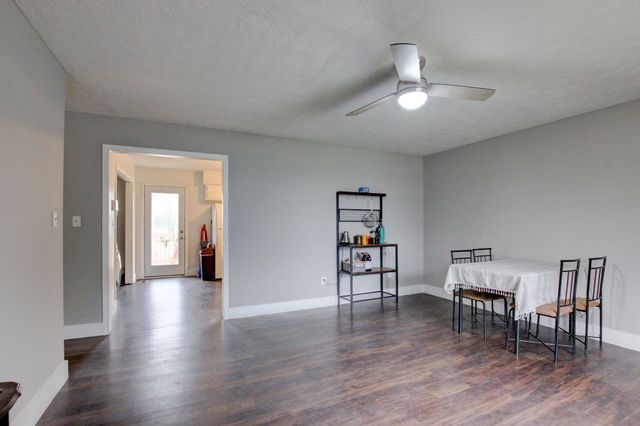 920 Linda Dr, Oak Grove, KY 42262