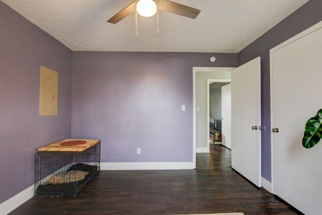 920 Linda Dr, Oak Grove, KY 42262