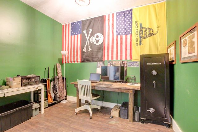 920 Linda Dr, Oak Grove, KY 42262