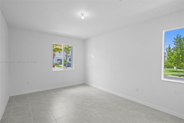 715 SE 15th Street ., Homestead, FL 33034