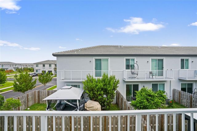 715 SE 15th Street ., Homestead, FL 33034