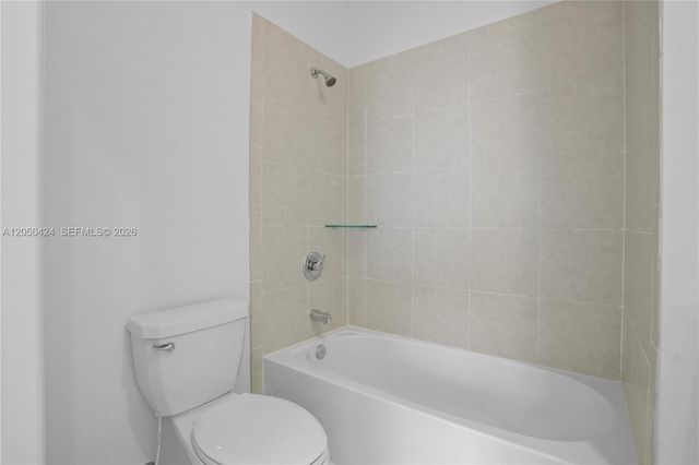 715 SE 15th Street ., Homestead, FL 33034