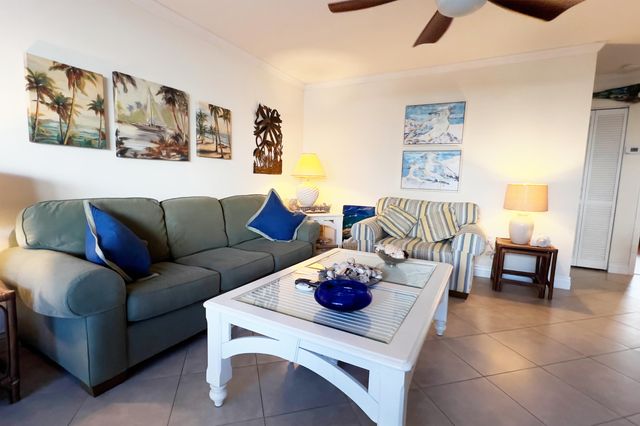 3541 NE Ocean Boulevard NE 15, Hutchinson Island, FL 34957