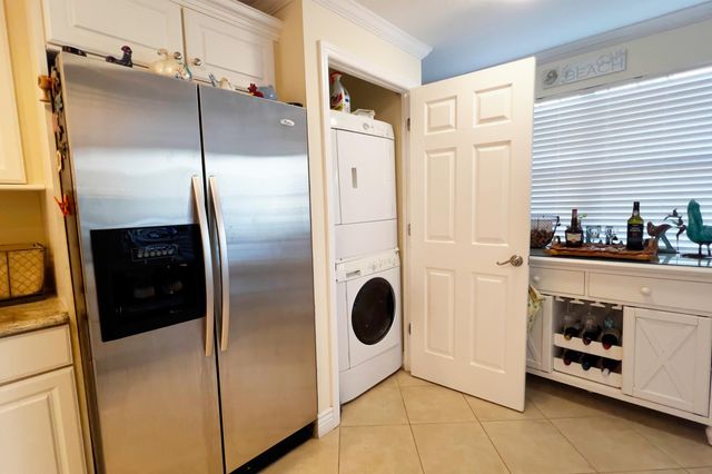 3541 NE Ocean Boulevard NE 15, Hutchinson Island, FL 34957