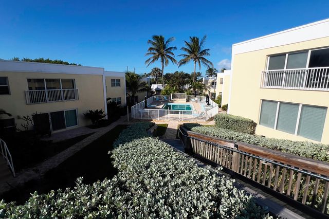 3541 NE Ocean Boulevard NE 15, Hutchinson Island, FL 34957