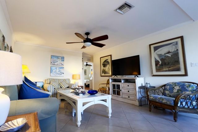 3541 NE Ocean Boulevard NE 15, Hutchinson Island, FL 34957