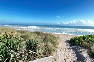 3541 NE Ocean Boulevard NE 15, Hutchinson Island, FL 34957