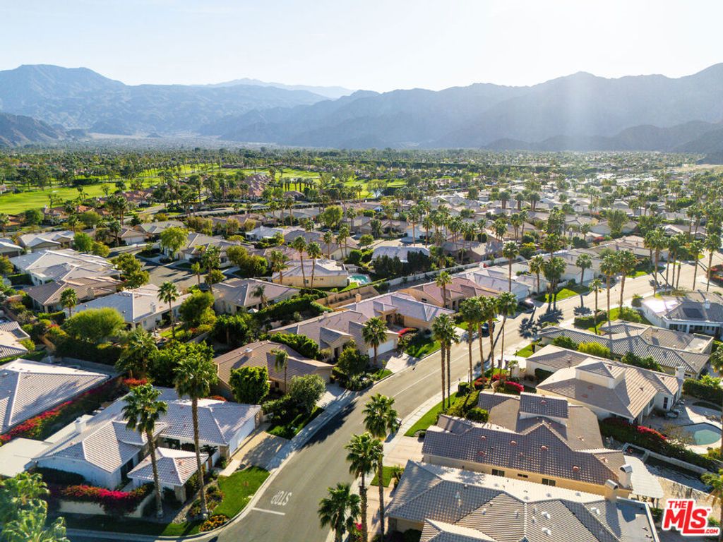 Image 65 of property listing at 78955 Via Florence, La Quinta, CA 92253