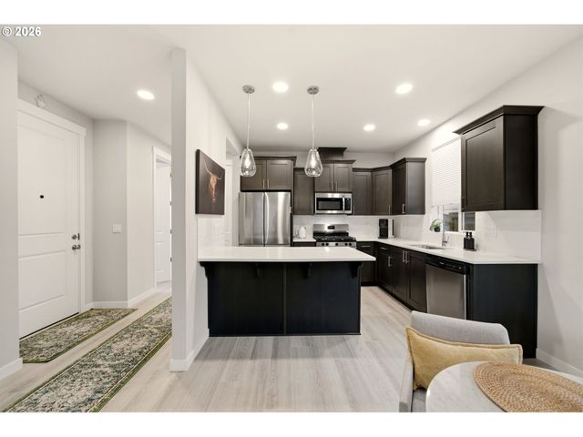 2903 S OLEANDER St, Cornelius, OR 97113