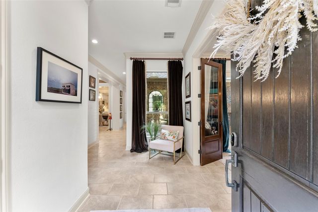 2 Knights Crossing Drive, The Woodlands, TX 77382