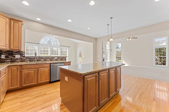 30 Hydrangea Way, Simpsonville, SC 29681