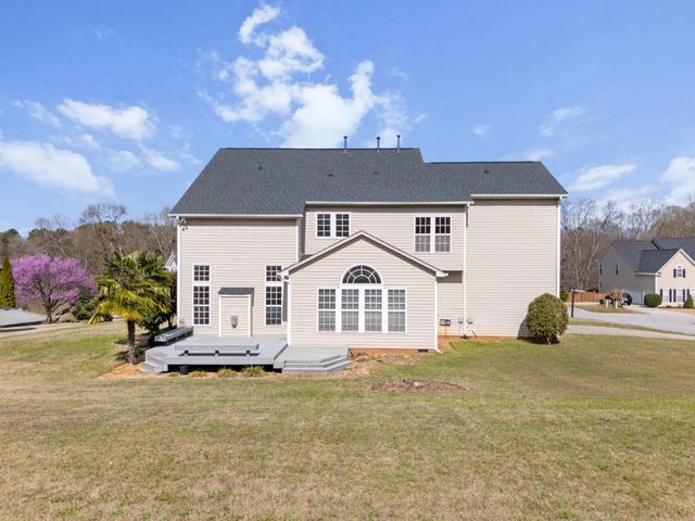 30 Hydrangea Way, Simpsonville, SC 29681