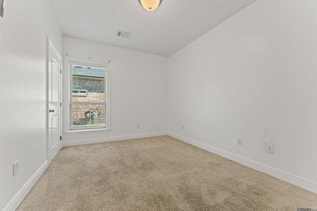 7373 Estelle Dr, Denham Springs, LA 70726