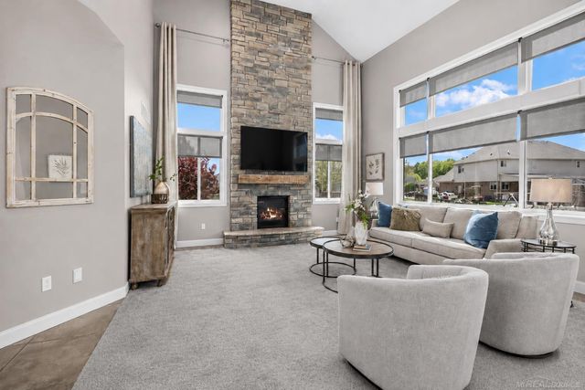 21936 Bellewood Drive, Macomb Twp, MI 48044