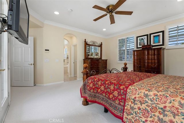25 Carpenteria, Irvine, CA 92602