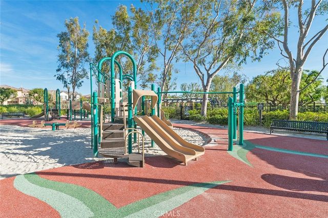 25 Carpenteria, Irvine, CA 92602