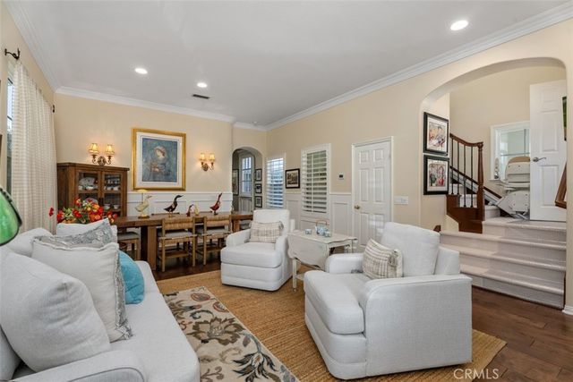 25 Carpenteria, Irvine, CA 92602