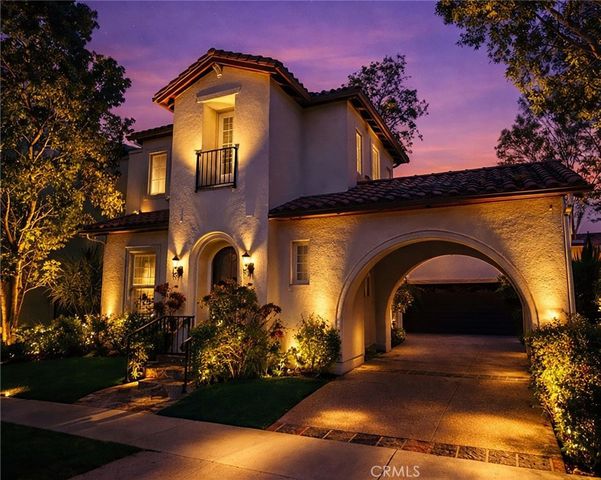 25 Carpenteria, Irvine, CA 92602