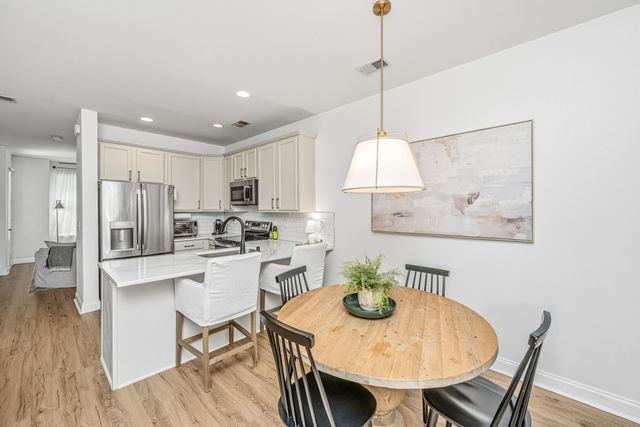 4936 W Liberty Park Circle, North Charleston, SC 29405