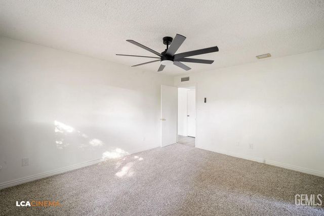 7001 Pointer Court, Bakersfield, CA 93309