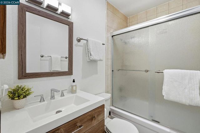460 N Civic Dr 310, Walnut Creek, CA 94596